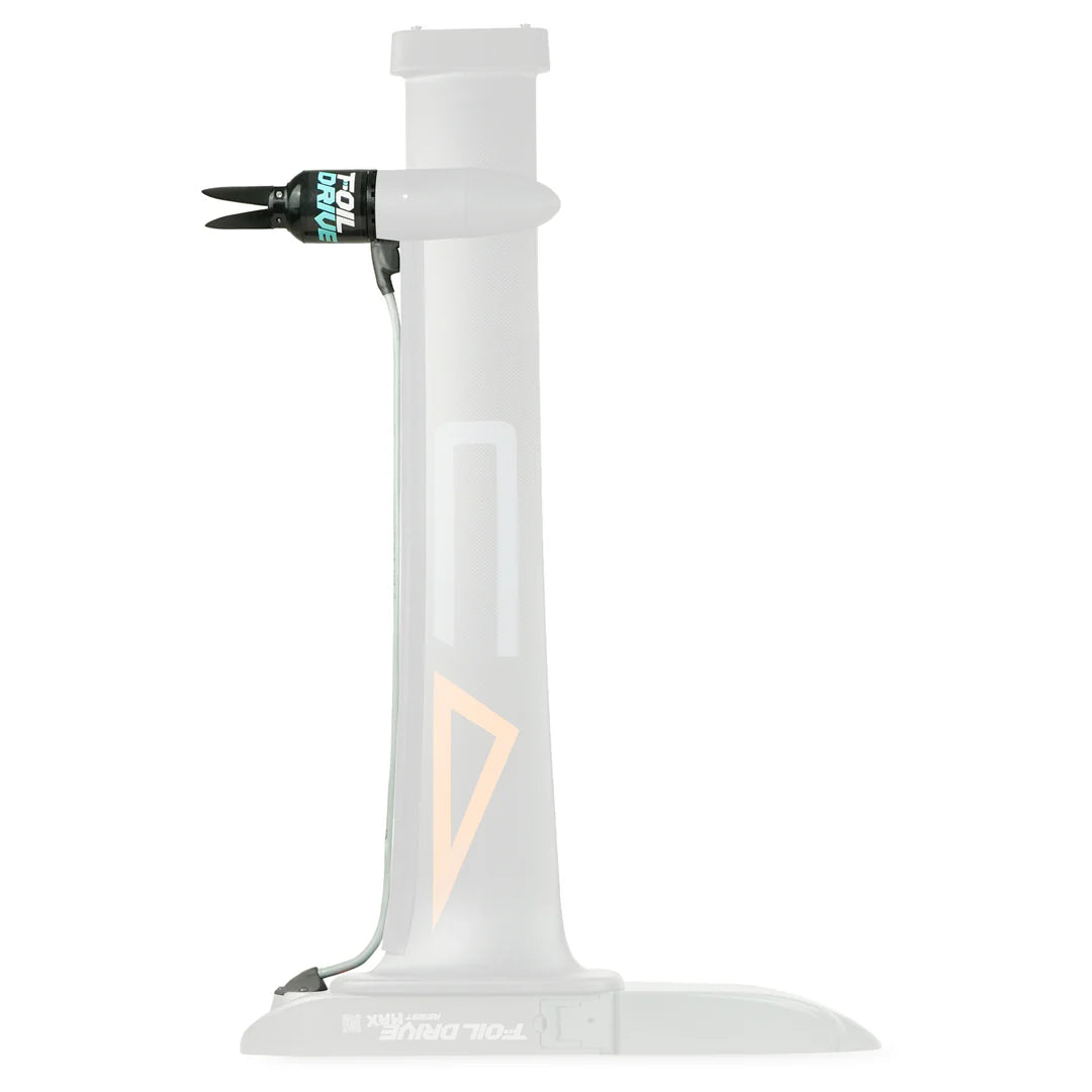 Ein sauberes Produktbild des Foil Drive Gen2 Motors mit 70 cm Motorhöhe.