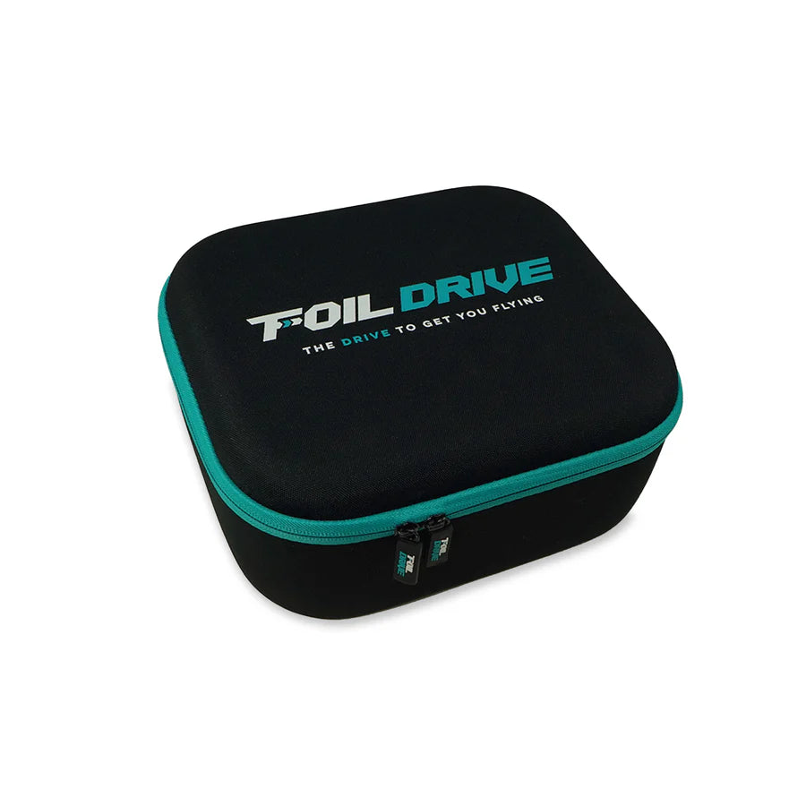Ein sauberes Produktbild des Foil Drive Gen2 Motor Carry Case.