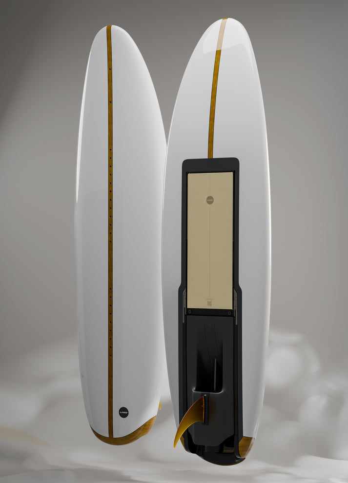 LIND Canvas elektrisches Surfboard in Weiß mit Holzelementen.